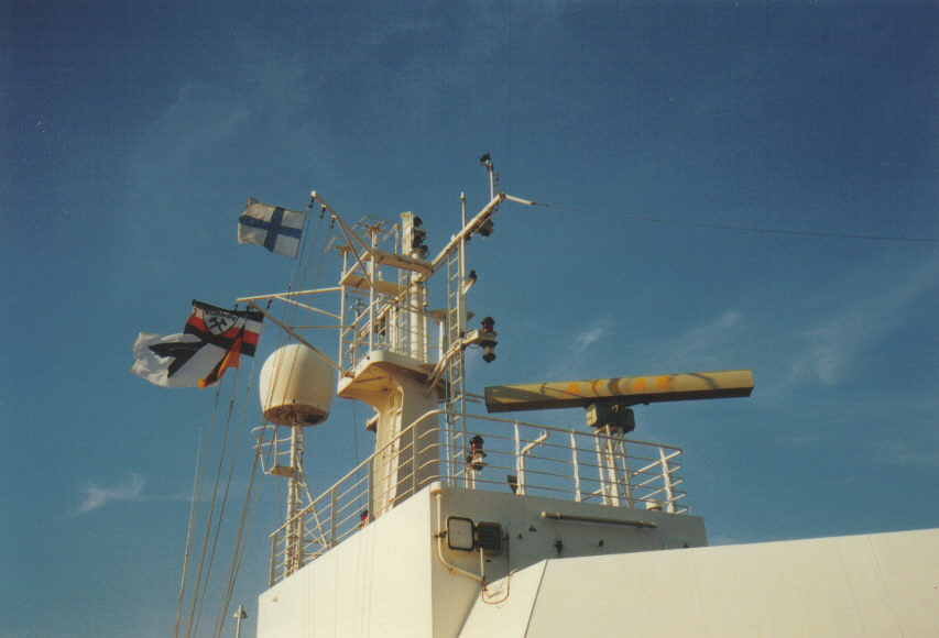 003.jpg (121046 Byte)