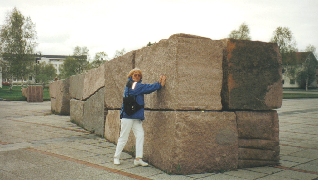 019.jpg (198235 Byte)