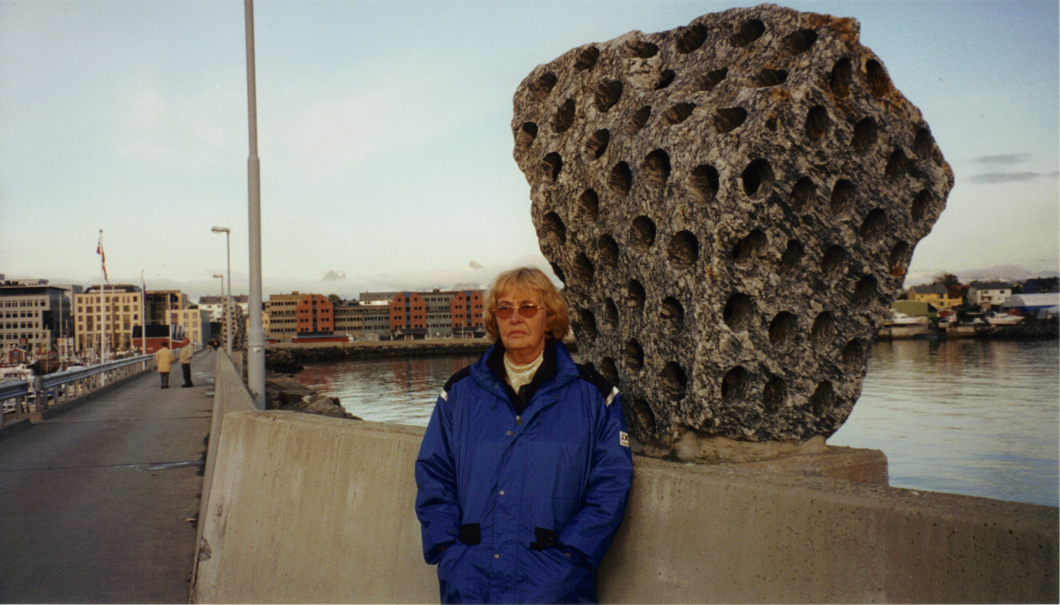 077.jpg (1180263 Byte)